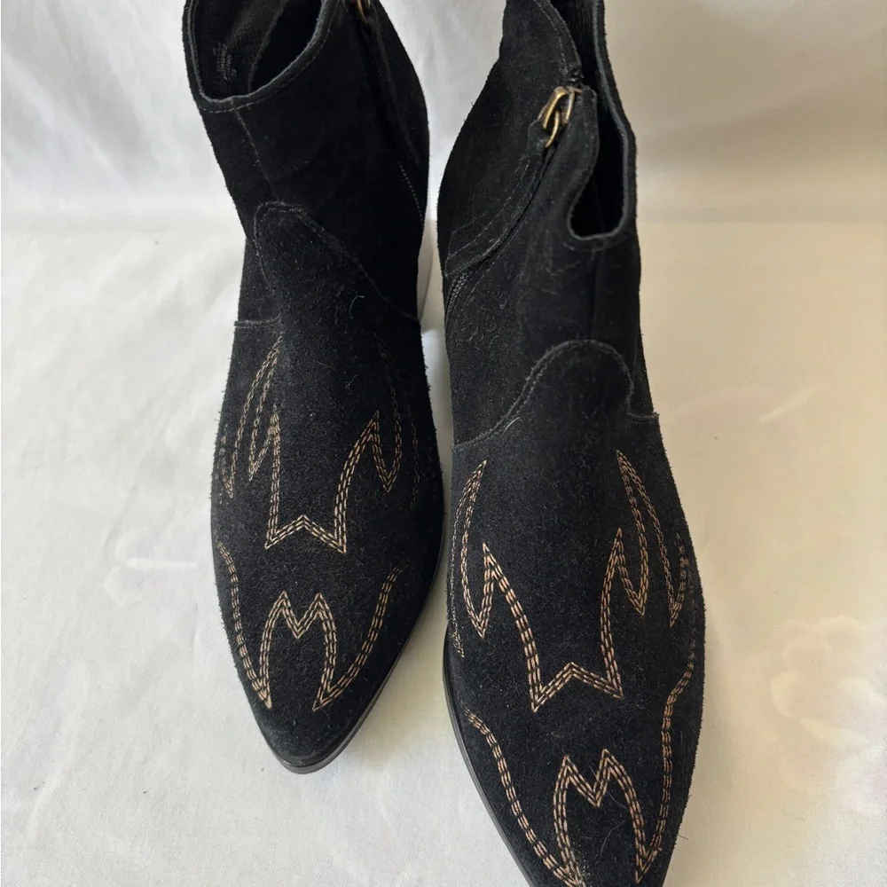 Matisse | Vox‎ Western Embroidered Bootie in Black Suede - 9.5